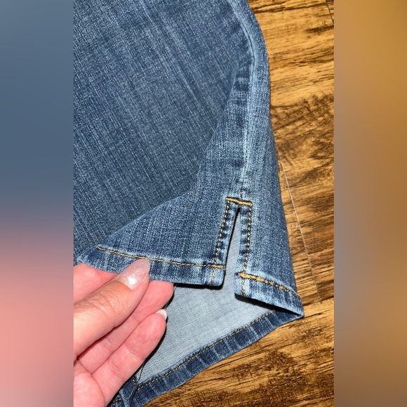 NYDJ Shape Curves 360 Capris Plus Size 28 - Picture 7 of 10